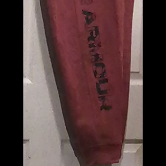 UNDER Armour new jogger pants - Picture 2 of 3